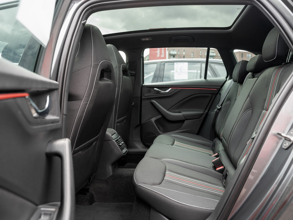 Bild 9 - Scala Monte Carlo 1.5 TSI DSG Pano AHK Navi ACC