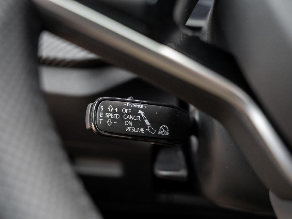 Bild 27 - Scala Monte Carlo 1.5 TSI DSG Pano AHK Navi ACC