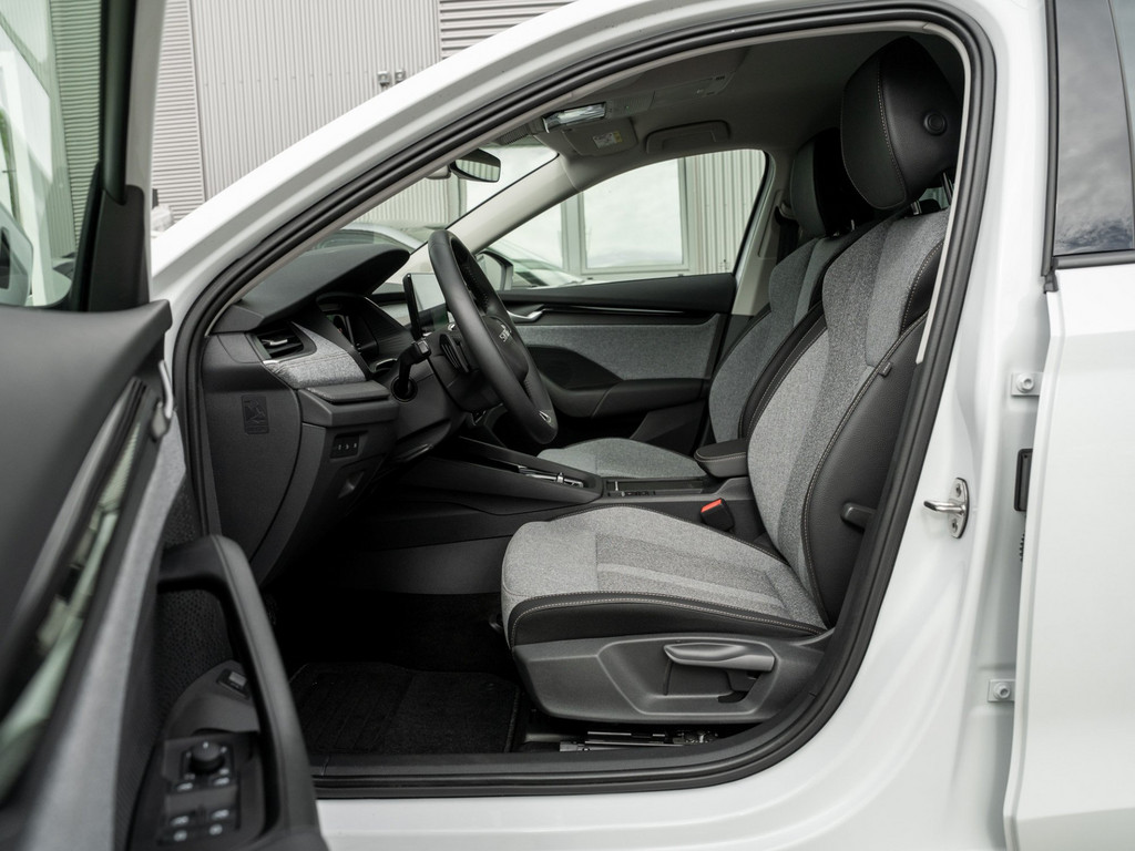Bild 9 - OCTAVIA C. SELECTION 1.5 TSI e-TEC DSG Kam. Navi