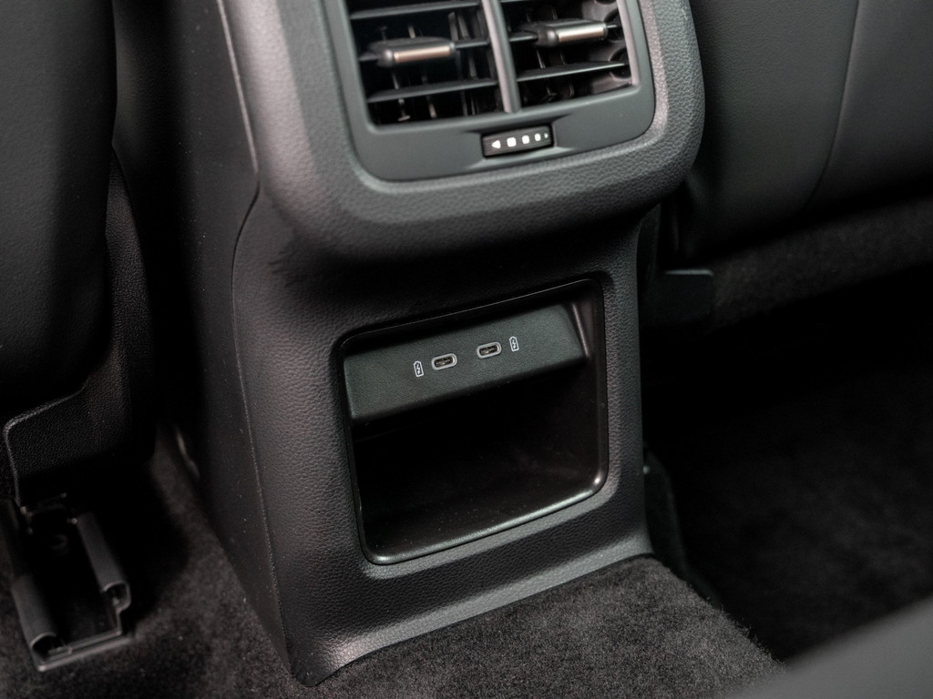Bild 9 - ATECA 1.5 TSI DSG Kam. Navi Sportp. el.Heck 360