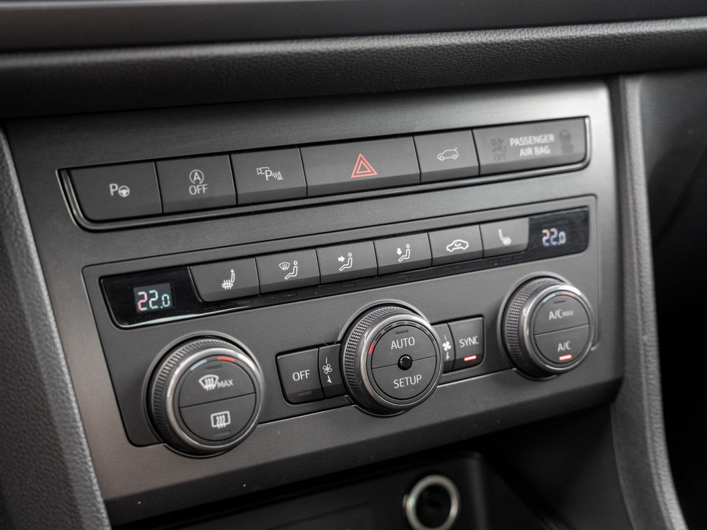 Bild 17 - ATECA 1.5 TSI DSG Kam. Navi Sportp. el.Heck 360