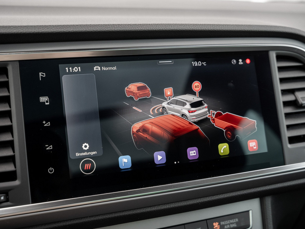 Bild 16 - ATECA FR 1.5 TSI DSG AHK Kam. Navi Pano Sportp.