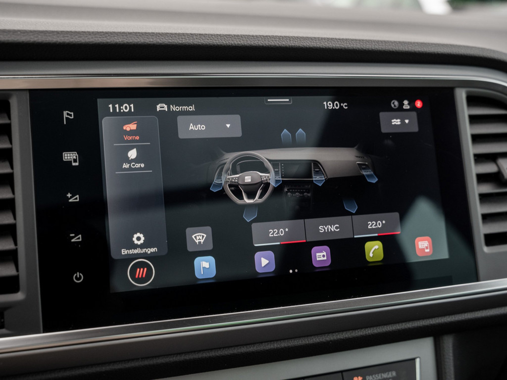 Bild 17 - ATECA FR 1.5 TSI DSG AHK Kam. Navi Pano Sportp.