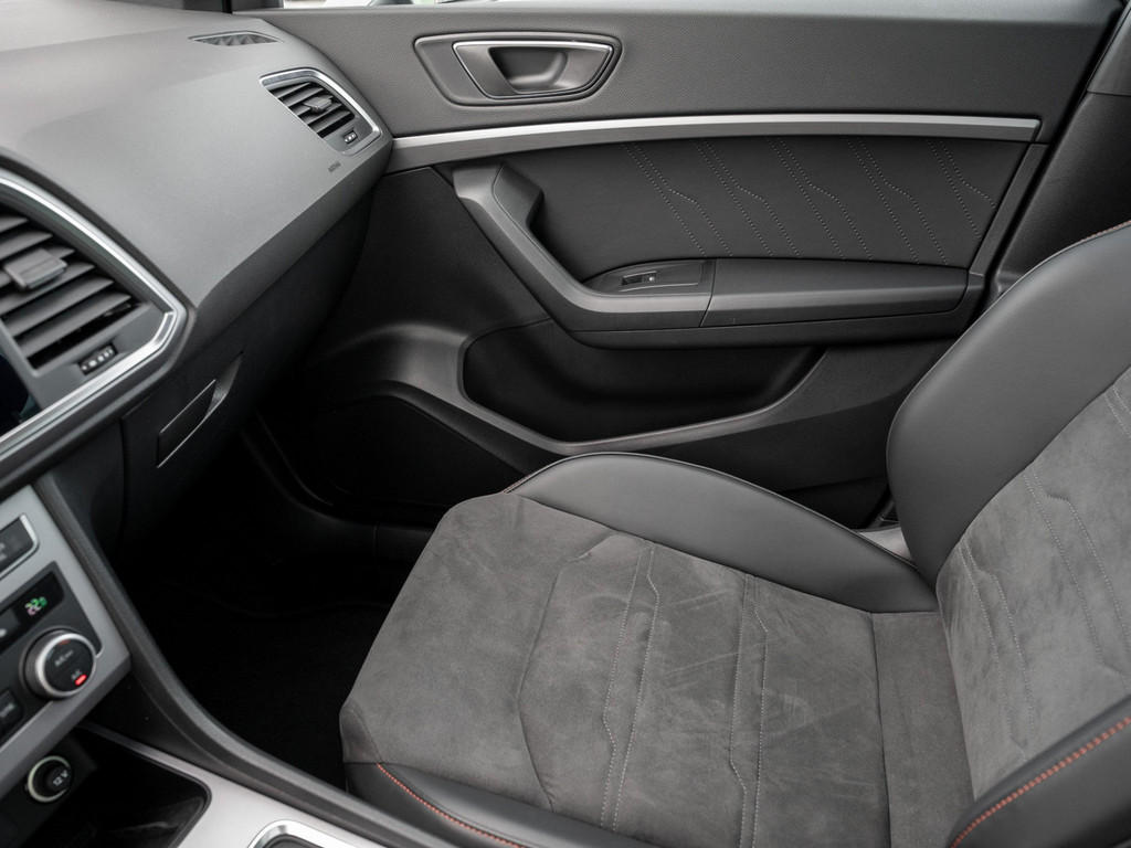 Bild 22 - ATECA FR 1.5 TSI DSG AHK Kam. Navi Pano Sportp.