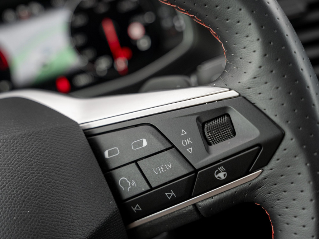 Bild 25 - ATECA FR 1.5 TSI DSG AHK Kam. Navi Pano Sportp.