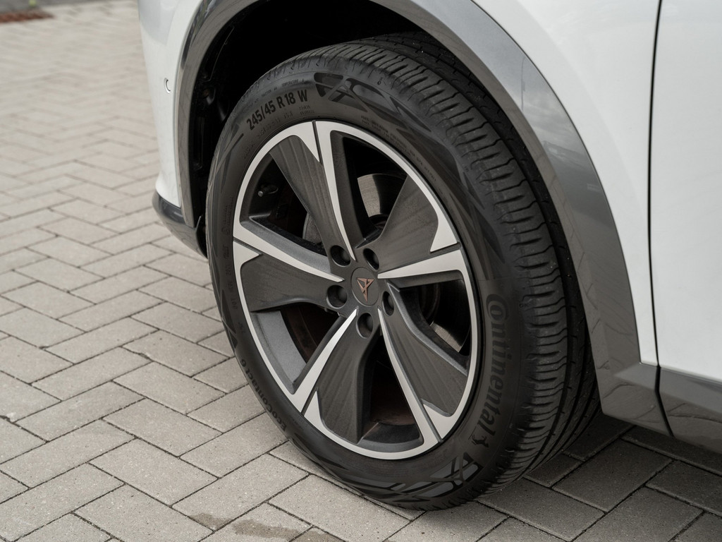 Bild 6 - FORMENTOR 1.5 TSI DSG Kam. Navi Pano Sportp. ACC