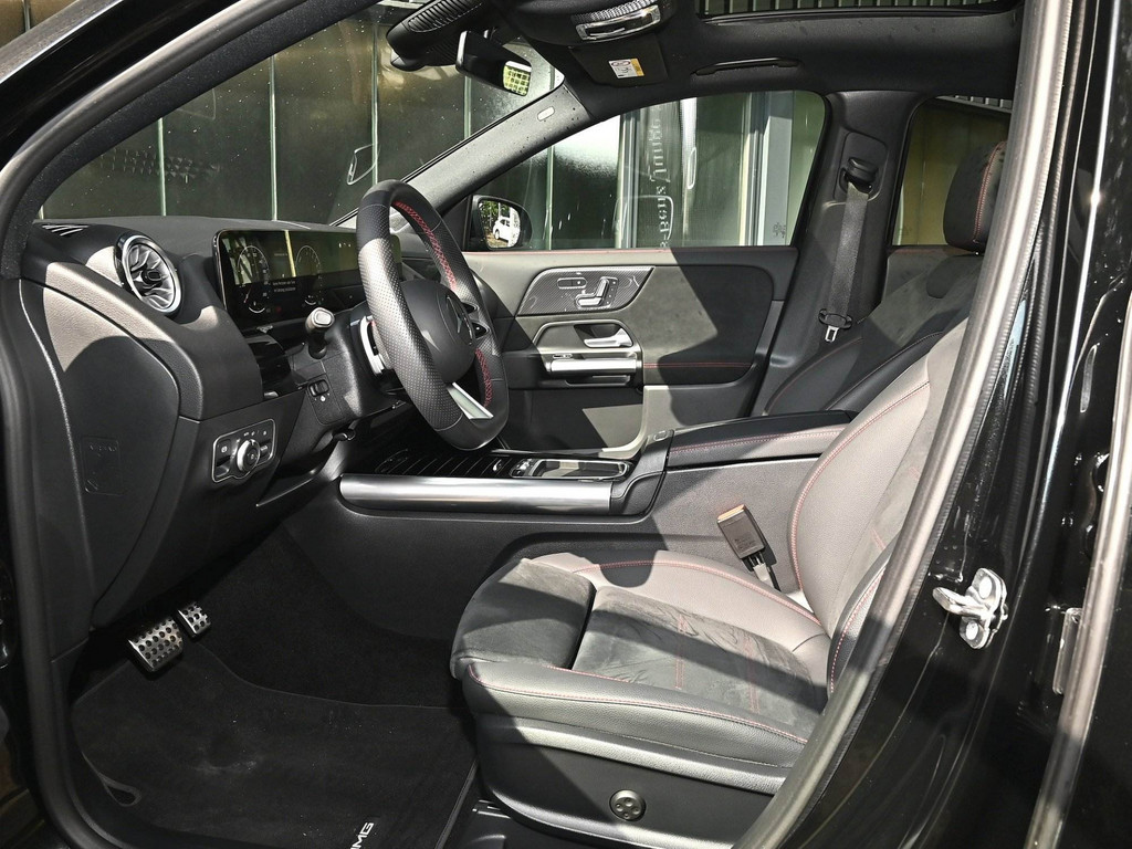 Bild 12 - GLA 250 e AMG Sport Premium