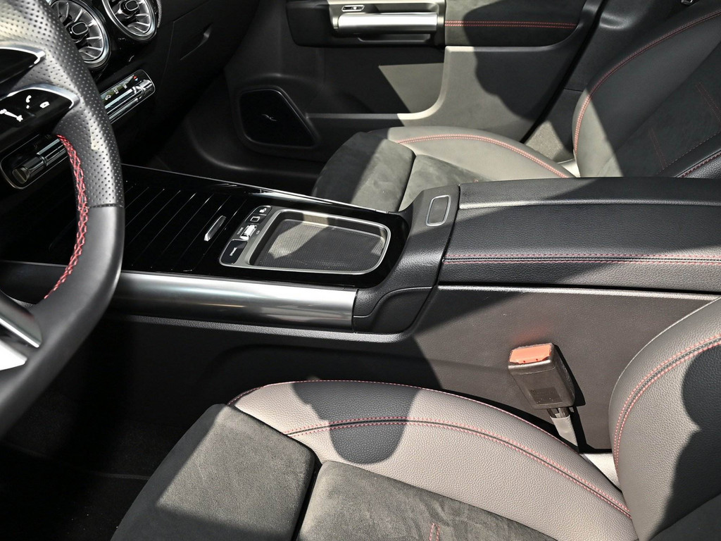 Bild 16 - GLA 250 e AMG Sport Premium
