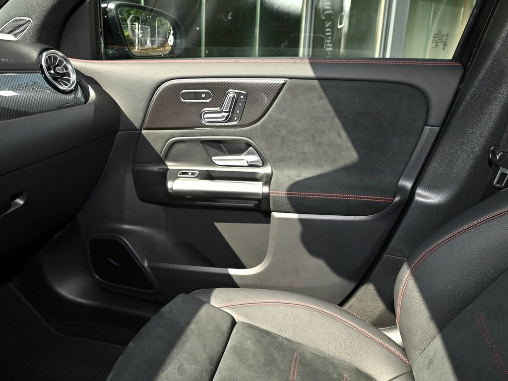 Bild 17 - GLA 250 e AMG Sport Premium