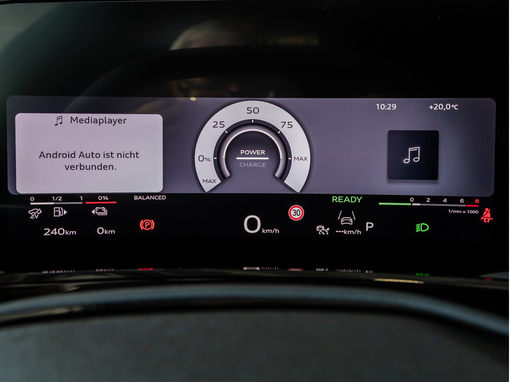 Bild 17 - Q3 Sportback e-hybrid S Line AHK Pano Tech Pro