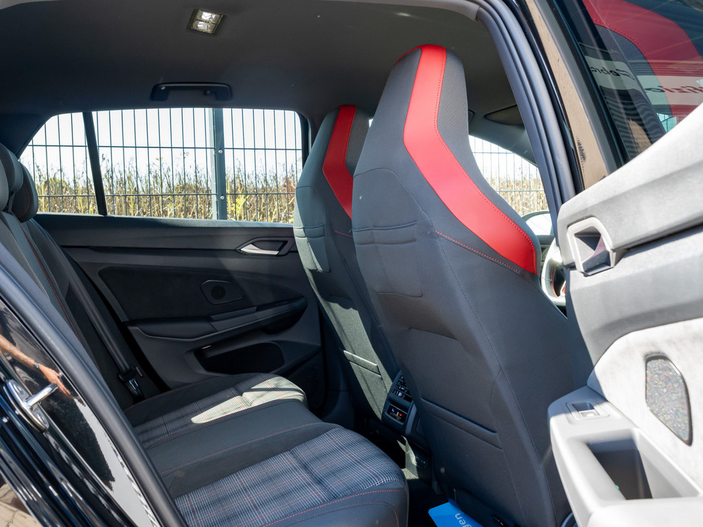 Bild 8 - Golf VIII 2.0 TSI DSG GTI