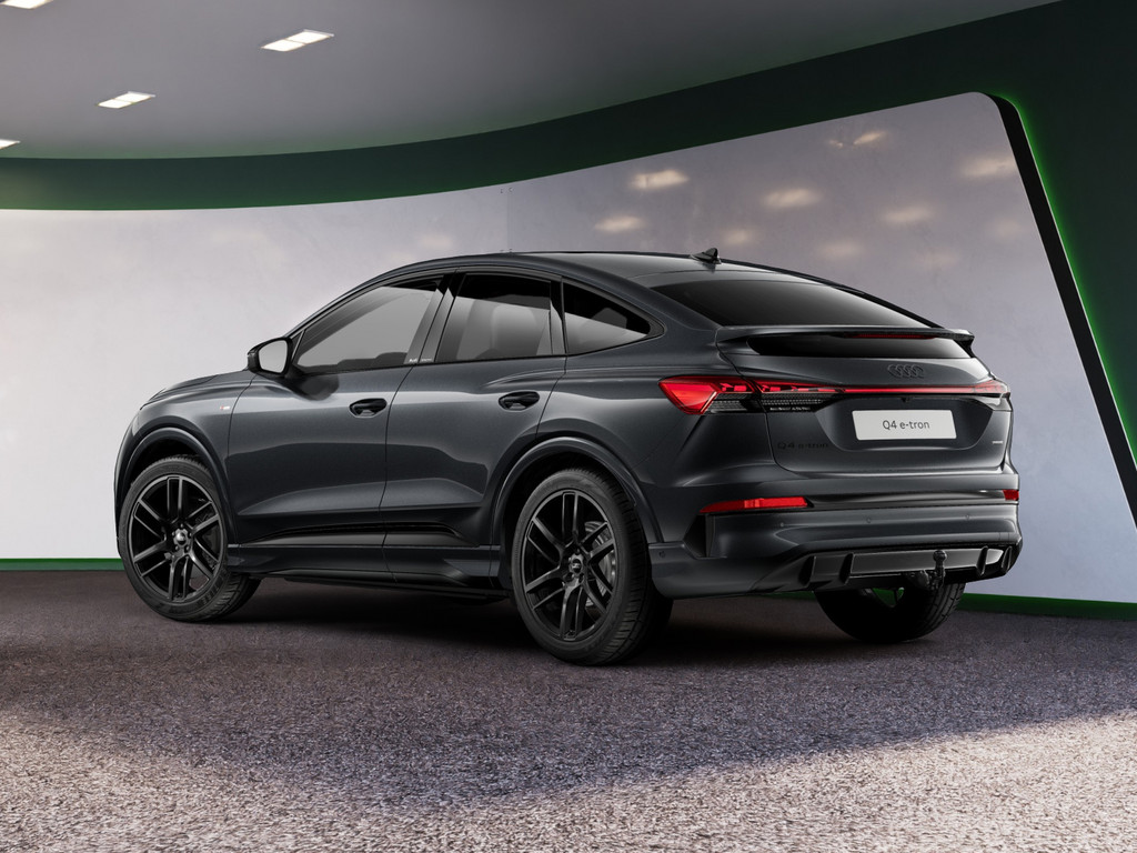 Bild 3 - Q4 Sportback e-tron quattro S Line Black HUD AHK Pano Tech plus