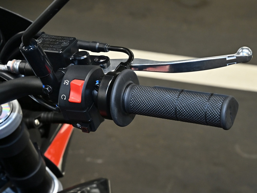 Bild 8 - SX 125 E5 +