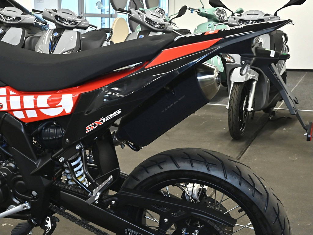 Bild 10 - SX 125 E5 +