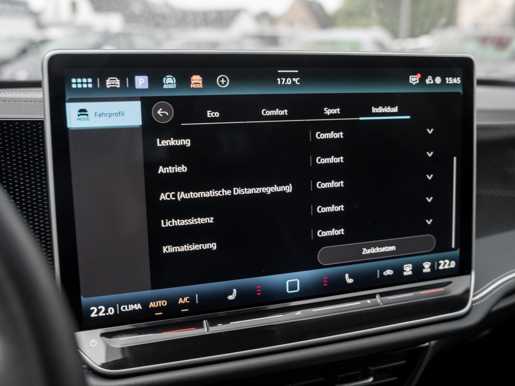 Bild 17 - Passat Business TDI DCC IQLight AHK Kam. Navi LM