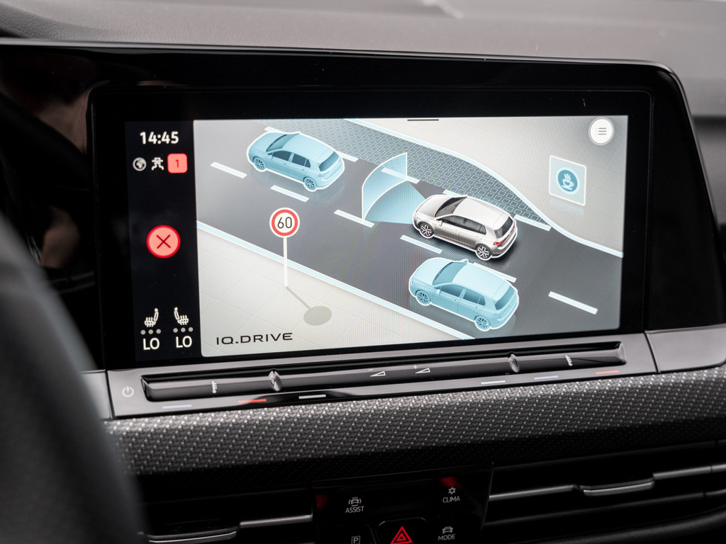 Bild 17 - Golf 1.5 eTSI R-Line IQLight Kam. Navi Pano ACC
