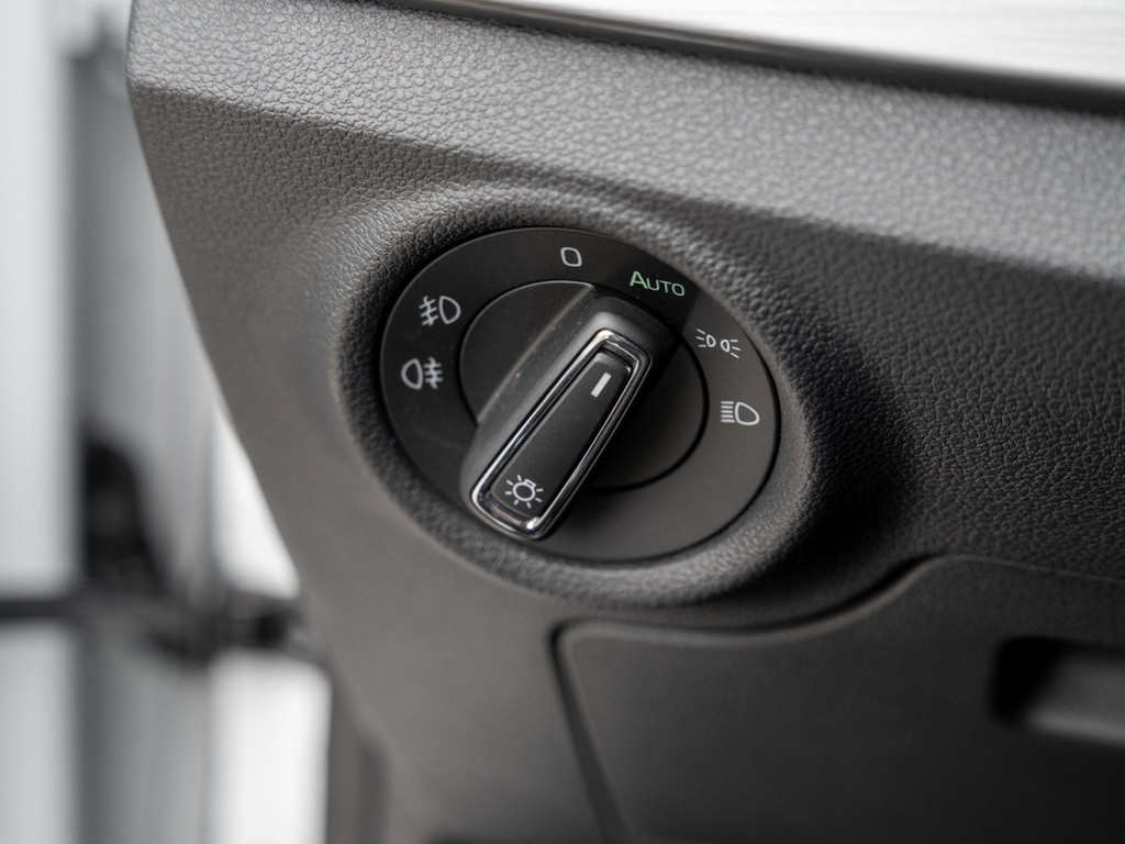 Bild 27 - KAMIQ SCOUT 1.5 TSI DSG Kam. Navi Virtual ACC LM