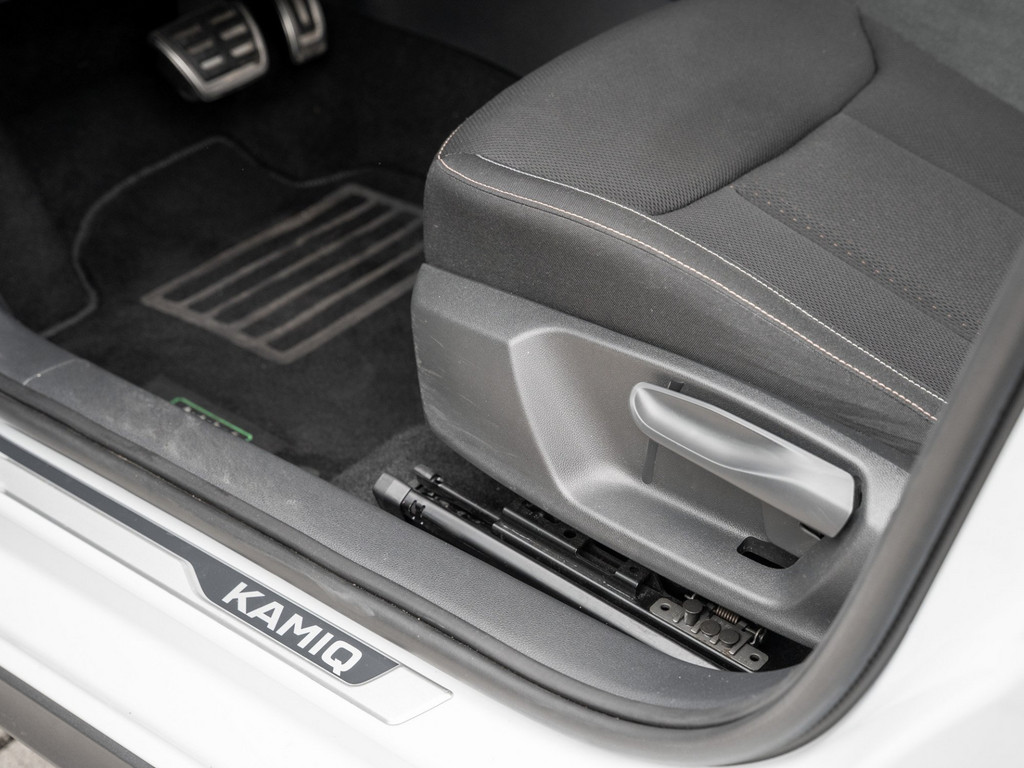 Bild 29 - KAMIQ SCOUT 1.5 TSI DSG Kam. Navi Virtual ACC LM