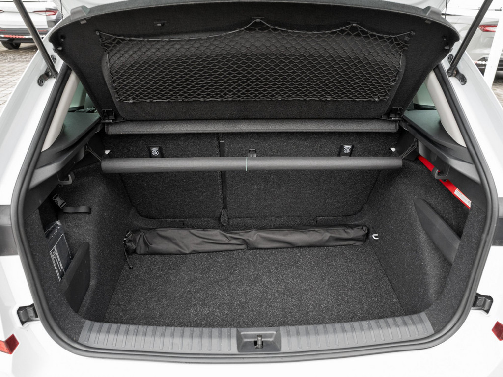Bild 30 - KAMIQ SCOUT 1.5 TSI DSG Kam. Navi Virtual ACC LM
