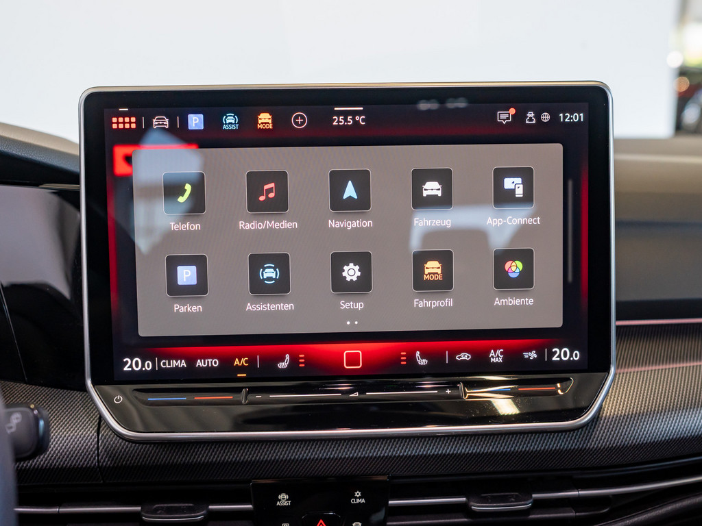 Bild 11 - Golf VIII 2.0 TSI DSG GTI