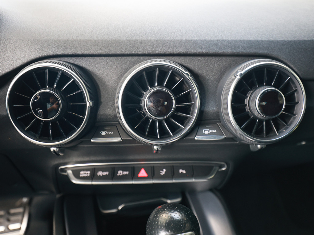 Bild 8 - TT Roadster 40 TFSI S tronic S Line