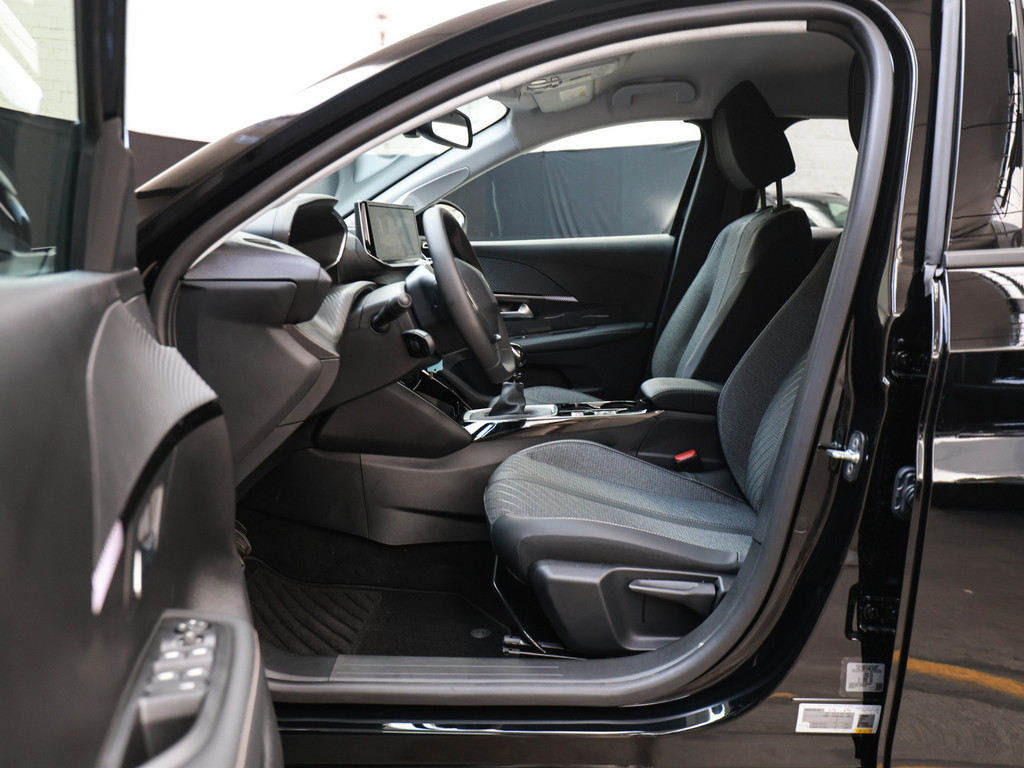 Bild 9 - 208 ALLURE TURBO 100