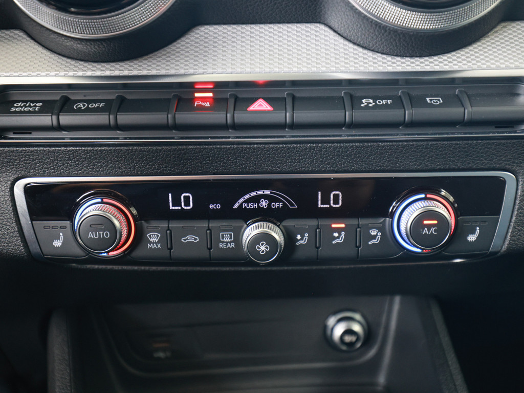 Bild 14 - Q2 35 TFSI S tronic advanced