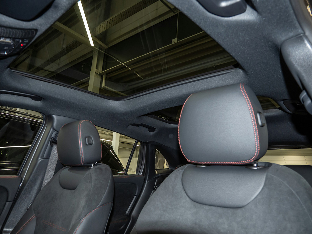 Bild 22 - GLA 180 AMG Line