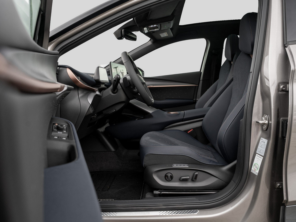 Bild 7 - Tavascan Dual Engine 4Drive W VZ DCC Kam. Navi