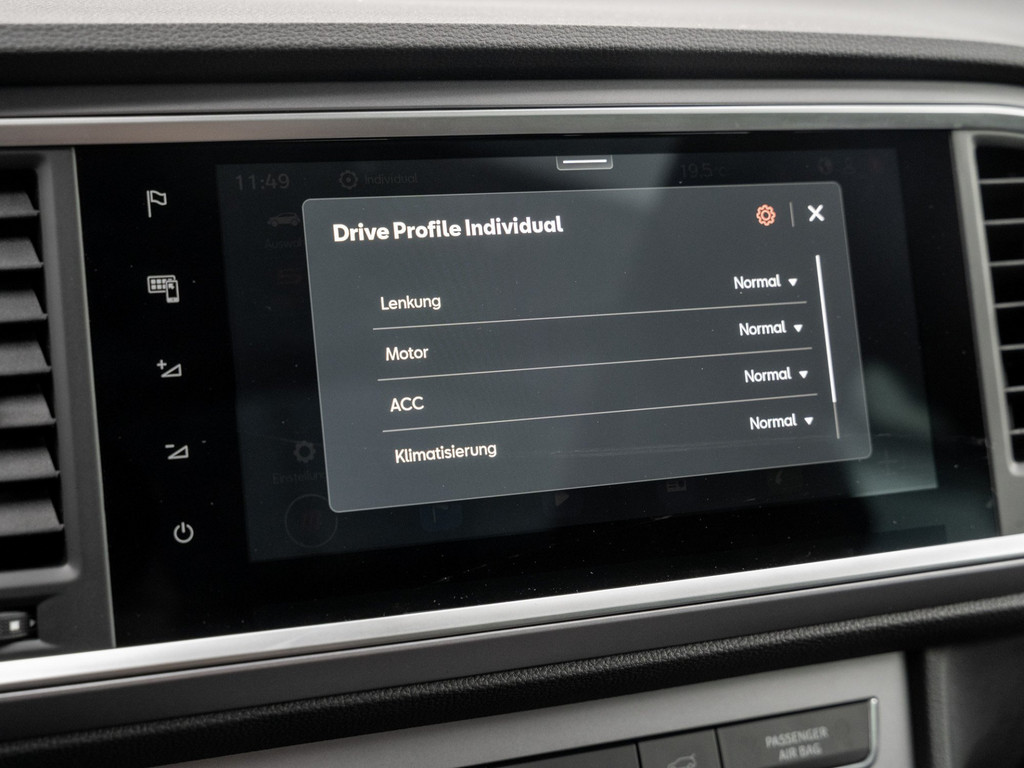 Bild 18 - Ateca 1.5 TSI ACT FR AHK Kam. Navi Sportp. 360
