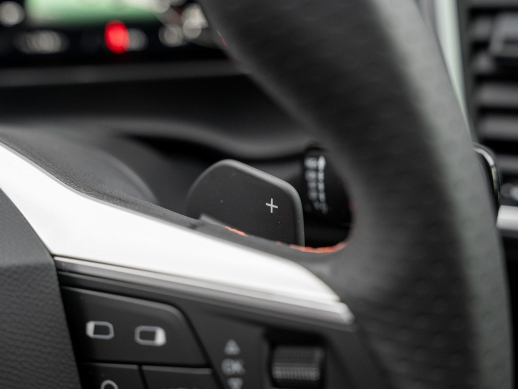 Bild 28 - Ateca 1.5 TSI ACT FR AHK Kam. Navi Sportp. 360