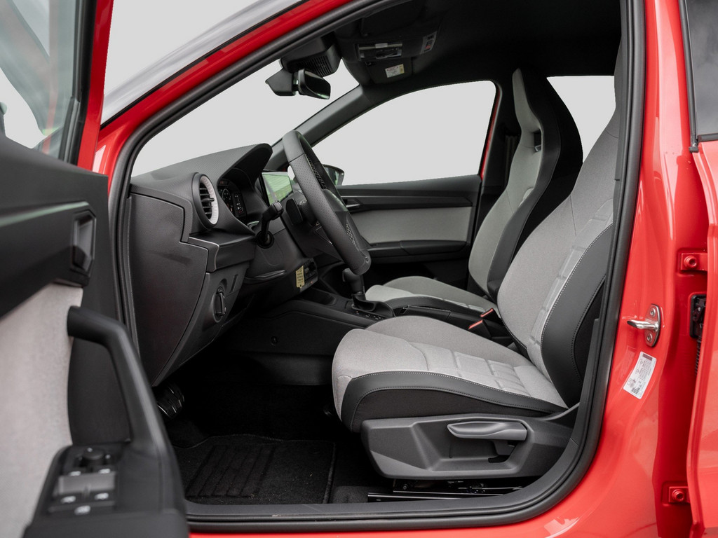 Bild 7 - Arona 1.0 TSI 85 kW FR Black Edition Kam. Navi