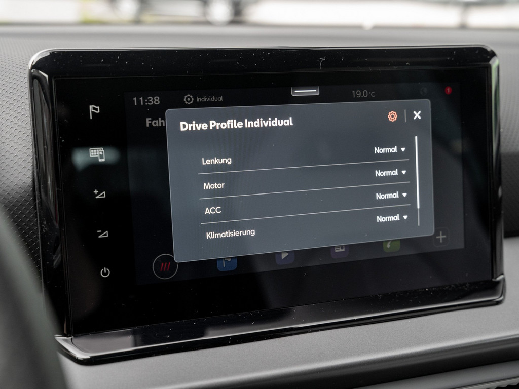 Bild 16 - Arona 1.0 TSI 85 kW FR Black Edition Kam. Navi