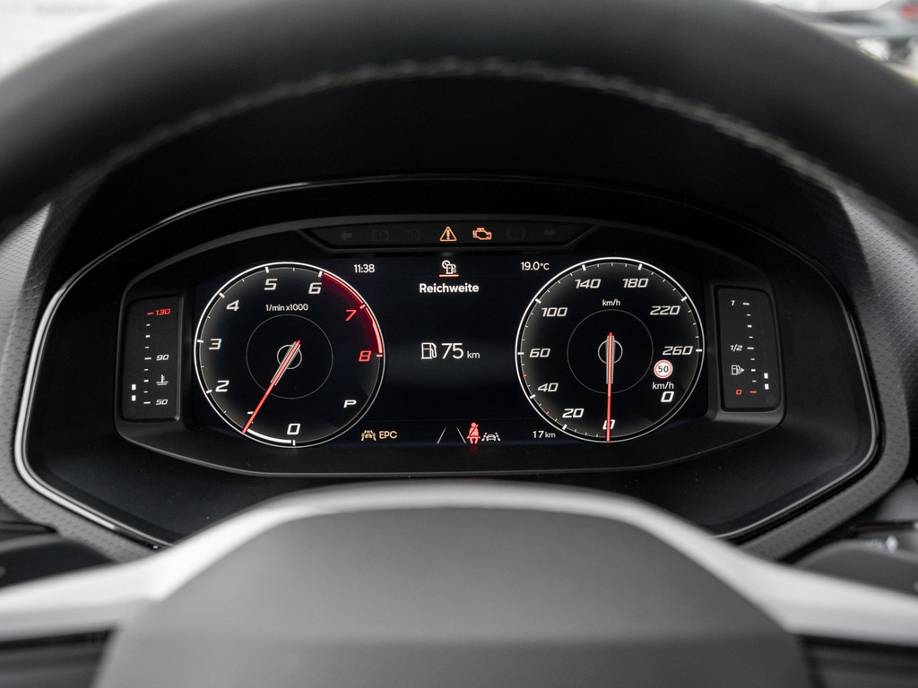 Bild 21 - Arona 1.0 TSI 85 kW FR Black Edition Kam. Navi