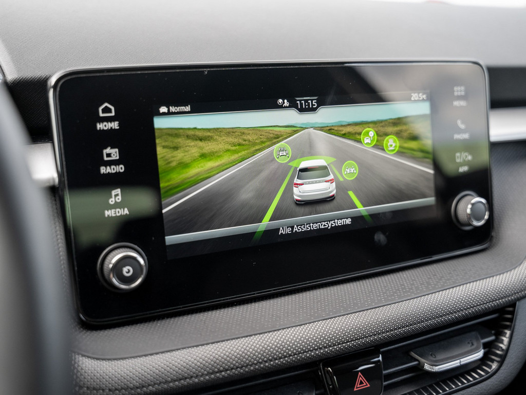 Bild 16 - FABIA SELECTION 1.0 TSI Kam. Navi DynLicht LED