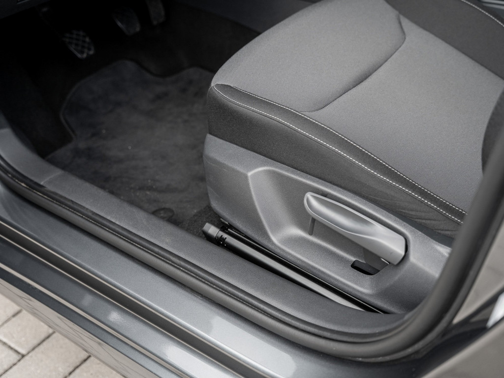 Bild 29 - FABIA SELECTION 1.0 TSI Kam. Navi DynLicht LED