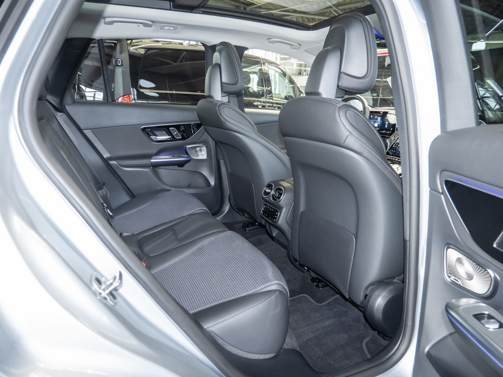Bild 8 - GLC 300 e 4M Avantgarde Premium +