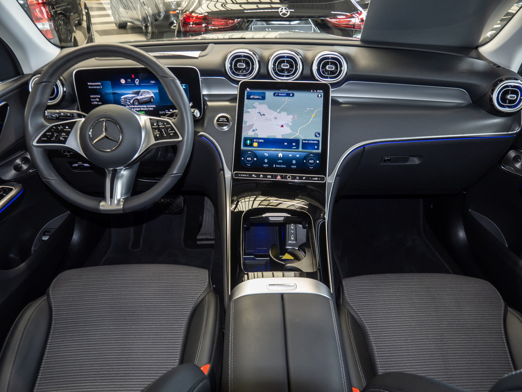 Bild 10 - GLC 300 e 4M Avantgarde Premium +