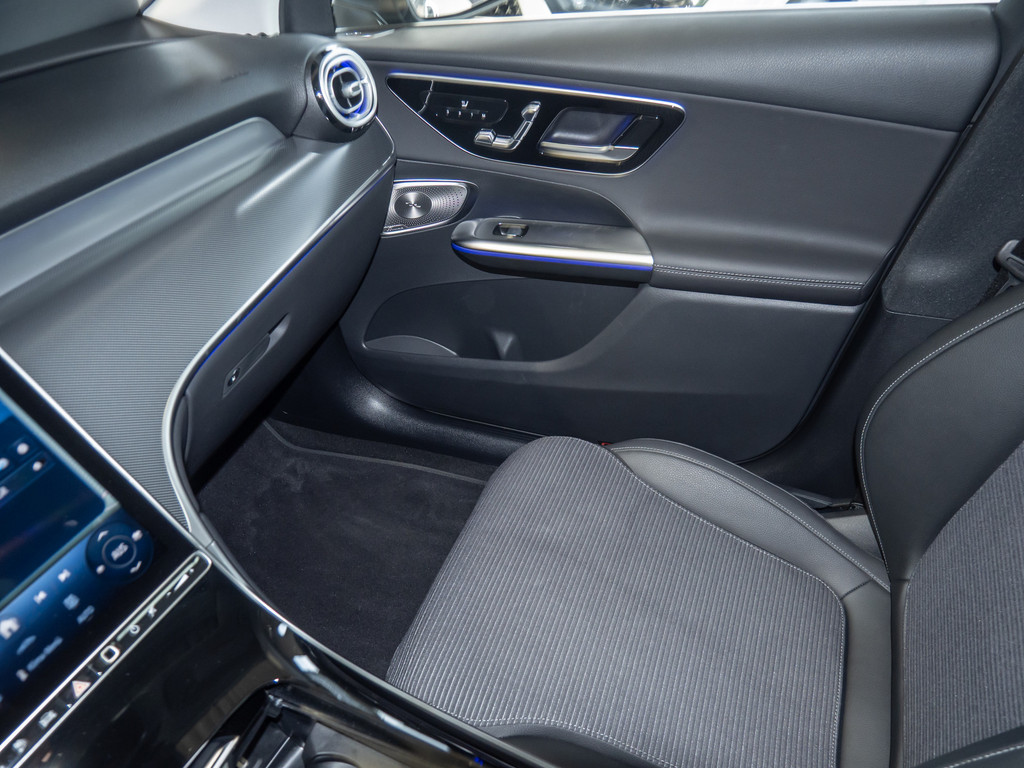 Bild 16 - GLC 300 e 4M Avantgarde Premium +