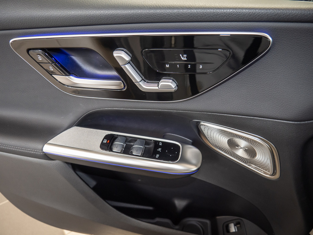 Bild 22 - GLC 300 e 4M Avantgarde Premium +
