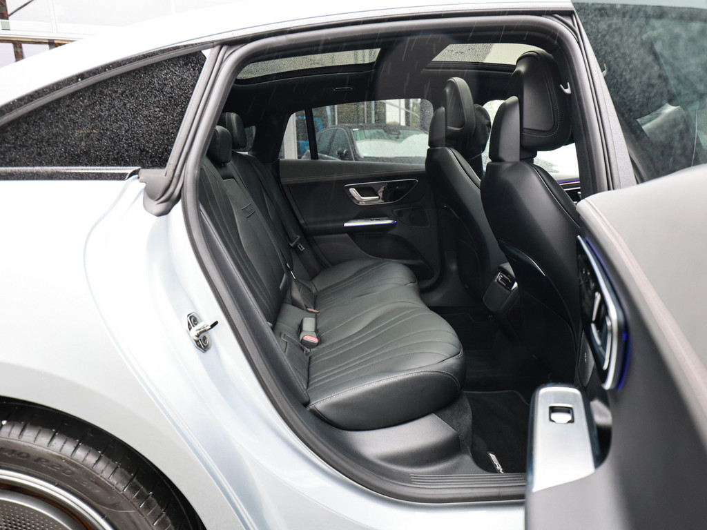 Bild 9 - EQE 300 AMG Sport Advanced + Hyperscreen