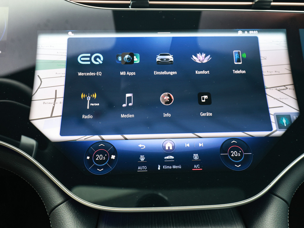 Bild 16 - EQE 300 AMG Sport Advanced + Hyperscreen