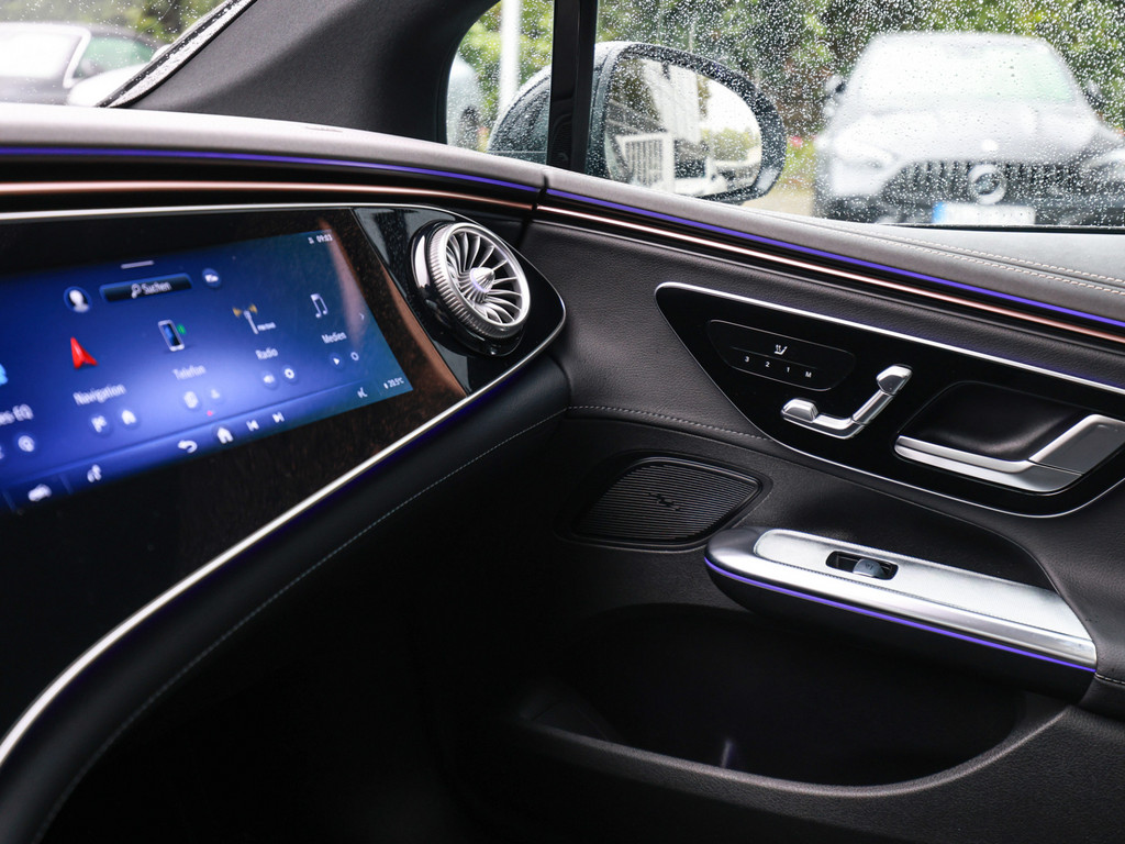 Bild 24 - EQE 300 AMG Sport Advanced + Hyperscreen
