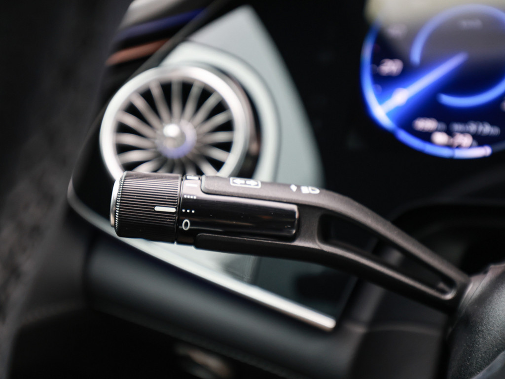 Bild 31 - EQE 300 AMG Sport Advanced + Hyperscreen