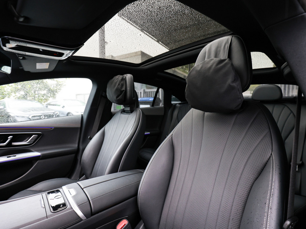 Bild 34 - EQE 300 AMG Sport Advanced + Hyperscreen