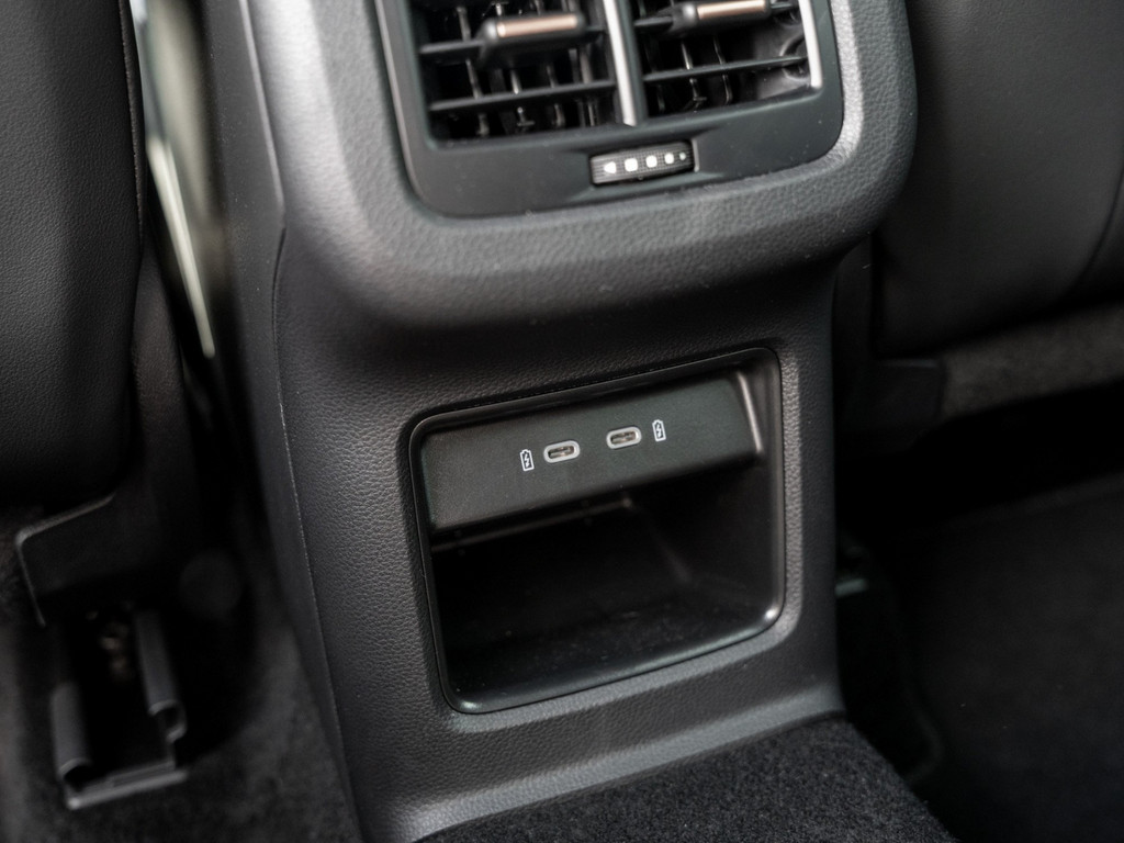 Bild 9 - Ateca 2.0 TSI 4Drive VZ DCC AHK Kam. Navi 360 LM