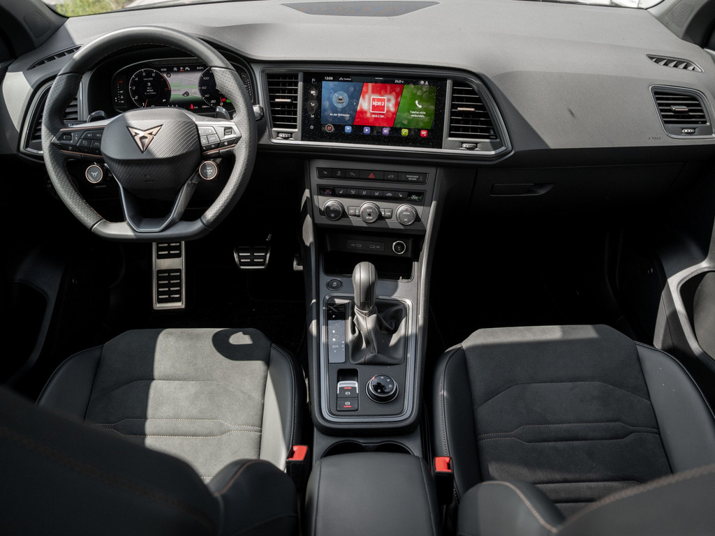 Bild 10 - Ateca 2.0 TSI 4Drive VZ DCC AHK Kam. Navi 360 LM