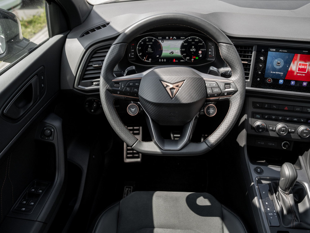 Bild 11 - Ateca 2.0 TSI 4Drive VZ DCC AHK Kam. Navi 360 LM