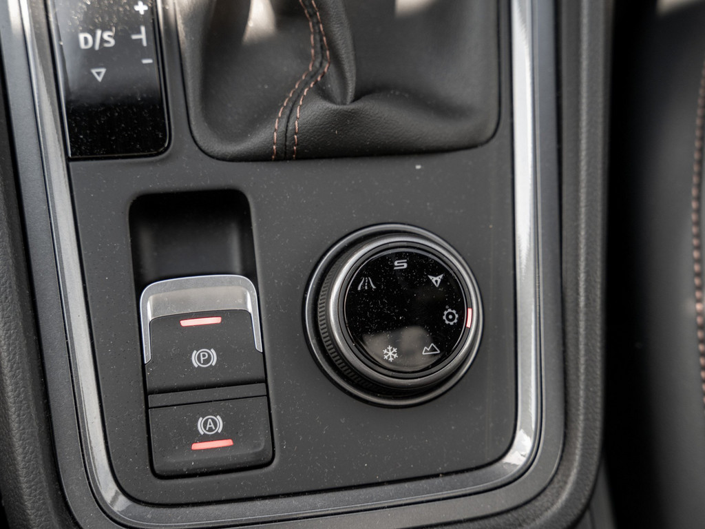 Bild 22 - Ateca 2.0 TSI 4Drive VZ DCC AHK Kam. Navi 360 LM