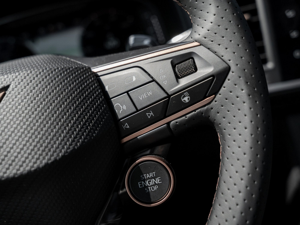 Bild 26 - Ateca 2.0 TSI 4Drive VZ DCC AHK Kam. Navi 360 LM